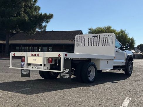Used 2024 Ford F450 XL w/ XL Chrome Package image 6