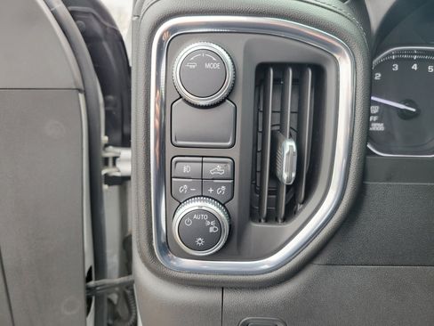 Used 2020 GMC Sierra 1500 Elevation w/ Elevation Value Package image 20