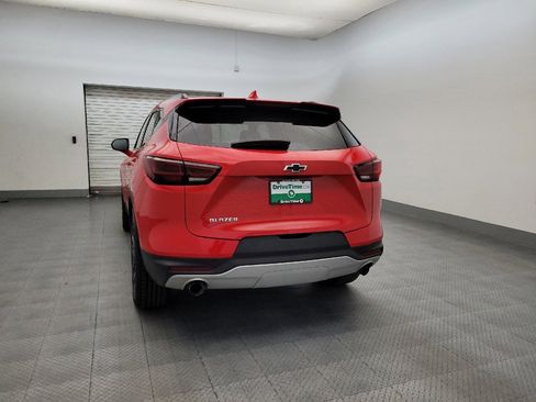 Used 2023 Chevrolet Blazer LT w/ Convenience Package FWD image 6