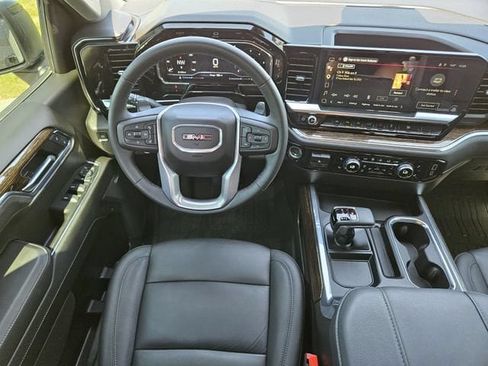 Used 2024 GMC Sierra 1500 Elevation w/ Elevation Premium Package AWD/4WD image 27