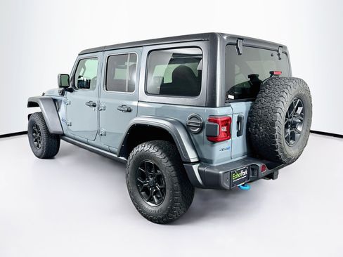 Used 2024 Jeep Wrangler Unlimited AWD/4WD image 5