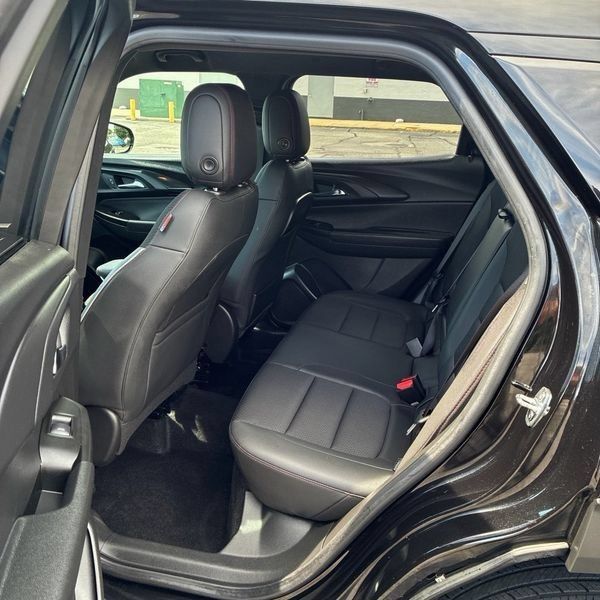 Used 2023 Chevrolet TrailBlazer RS w/ Convenience Package AWD/4WD image 6