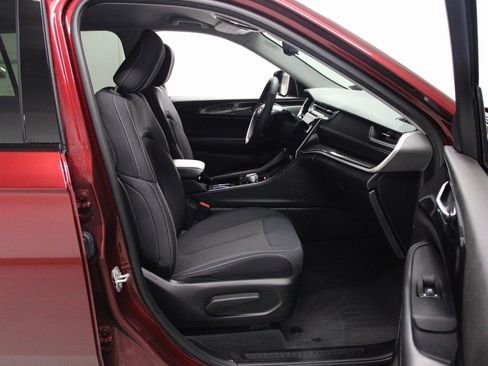 Used 2023 Jeep Grand Cherokee L Laredo w/ Luxury Tech Group I image 22