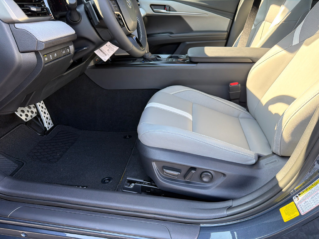 New 2026 Toyota Camry SE w/ Multimedia Upgrade Package FWD image 11