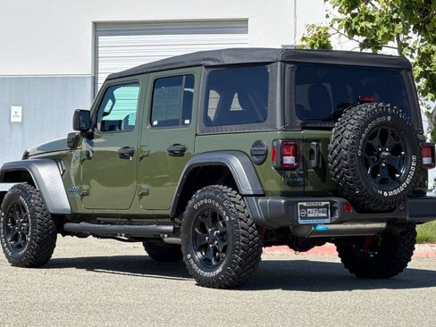 Used 2023 Jeep Wrangler Unlimited w/ Cold Weather Group AWD/4WD image 6