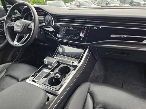 Used 2021 Audi Q7 3.0T Premium Plus w/ Premium Plus Package AWD/4WD image 10