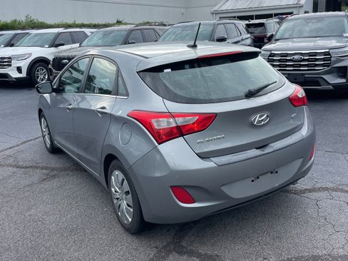 Used 2016 Hyundai Elantra GT FWD image 12