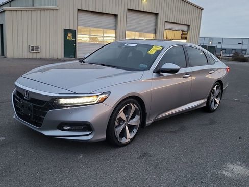 Used 2020 Honda Accord Touring image 1
