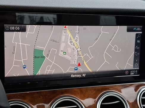 Used 2019 Mercedes-Benz E 300 4MATIC image 14