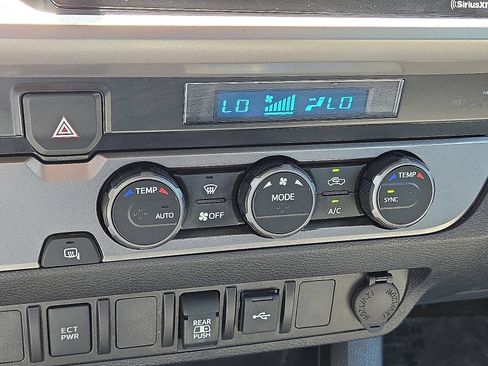 Used 2021 Toyota Tacoma SR5 RWD image 27