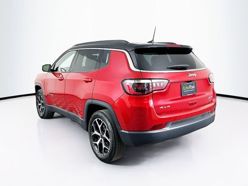 Used 2025 Jeep Compass Limited AWD/4WD image 5