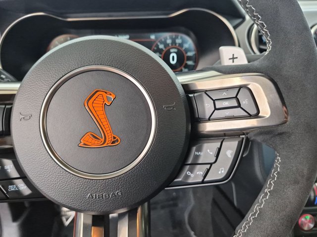 Used 2020 Ford Mustang Shelby GT500 w/ Technology Package RWD image 30