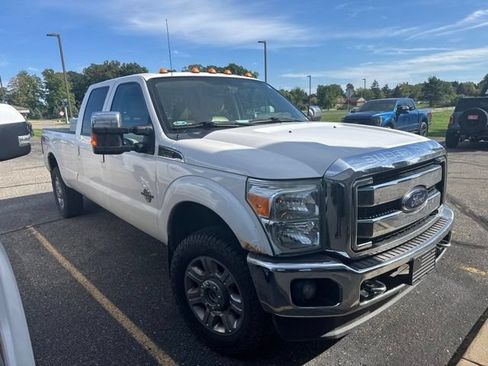 Used 2012 Ford F350 Lariat w/ Lariat Ultimate Pkg AWD/4WD image 2