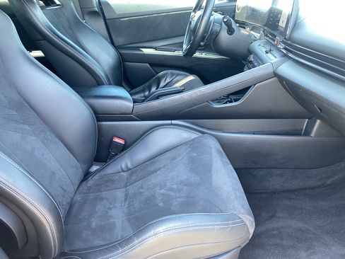 Used 2022 Hyundai Elantra N FWD image 11