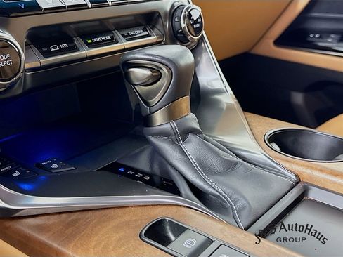 Used 2023 Lexus LX 600 4WD w/ Accessory Package (Z1) image 21