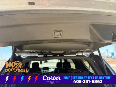 Used 2021 Chevrolet Tahoe Z71 w/ Z71 Off-Road Package AWD/4WD image 23