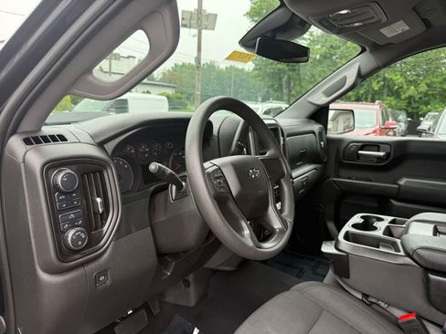 Used 2024 Chevrolet Silverado 1500 Custom Trail Boss w/ LPO, Dark Essentials Package AWD/4WD image 11
