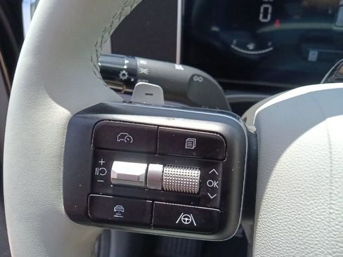 Used 2026 Hyundai Santa Fe SEL FWD image 18