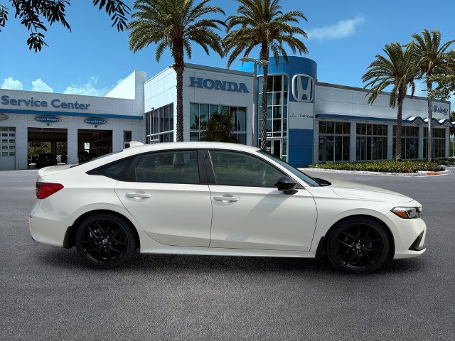 Used 2024 Honda Civic Sport image 9
