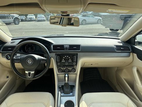 Used 2014 Volkswagen Passat TDI SE image 26