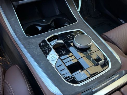 New 2026 BMW X5 xDrive50e image 26