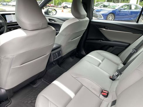 Used 2026 Toyota Camry SE FWD image 15