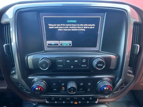 Used 2015 Chevrolet Silverado 2500 High Country w/ Duramax Plus Package AWD/4WD image 31