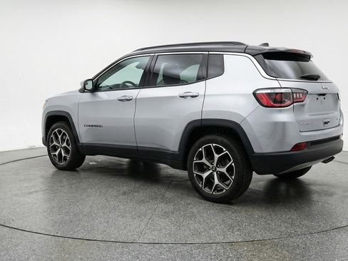 Used 2025 Jeep Compass Limited AWD/4WD image 6
