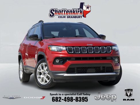 Used 2025 Jeep Compass Limited AWD/4WD image 1