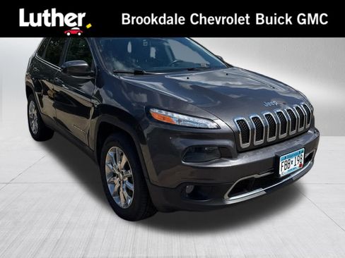 Used 2017 Jeep Cherokee Limited AWD/4WD image 1
