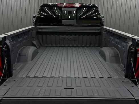Used 2026 GMC Sierra 3500 Denali w/ Denali Reserve Package AWD/4WD image 17
