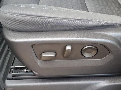 Certified 2023 Chevrolet Silverado 1500 Custom image 20