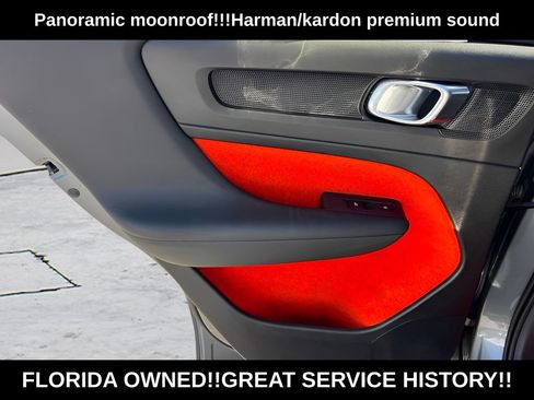 Used 2019 Volvo XC40 T5 R-Design AWD/4WD image 20