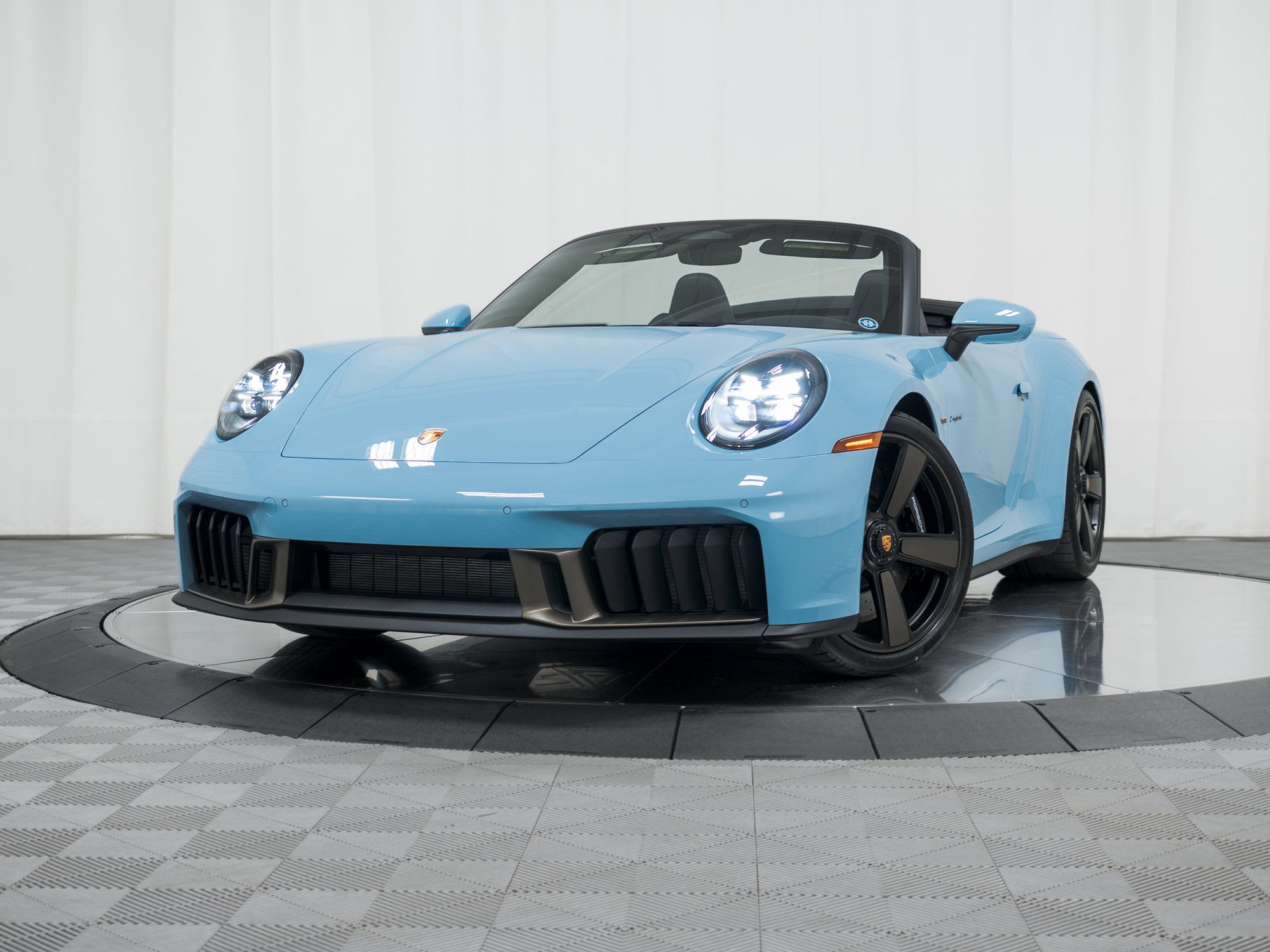 Used 2026 Porsche 911 GTS RWD image 47
