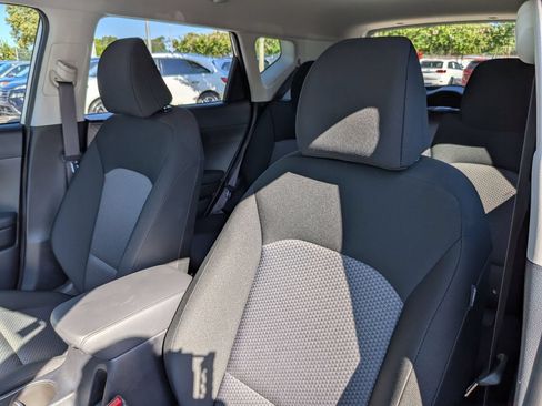 Used 2025 Kia Soul LX FWD image 15