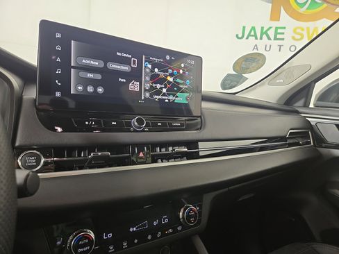 Used 2025 Mitsubishi Outlander SE AWD/4WD image 24