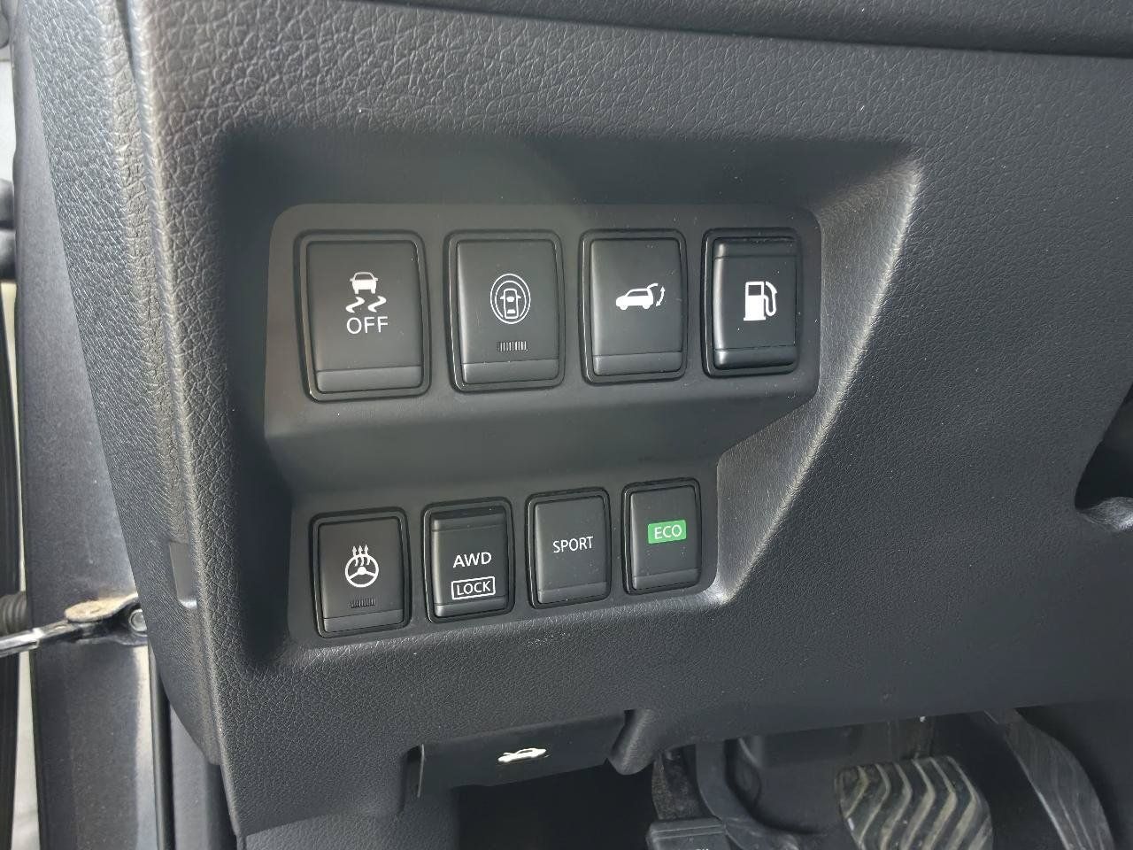 Used 2018 Nissan Rogue SL w/ Premium Package AWD/4WD image 27