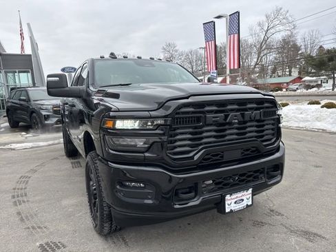 Used 2026 RAM 2500 Big Horn AWD/4WD image 4