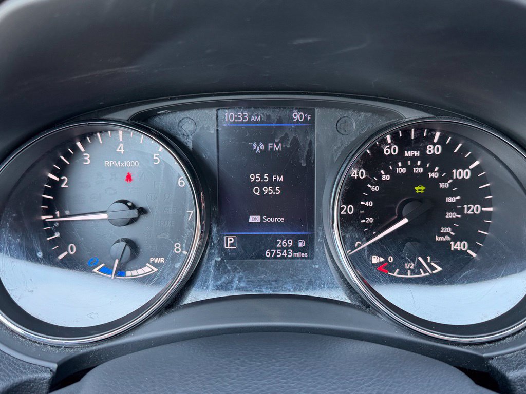 Used 2019 Nissan Rogue SV AWD/4WD image 17
