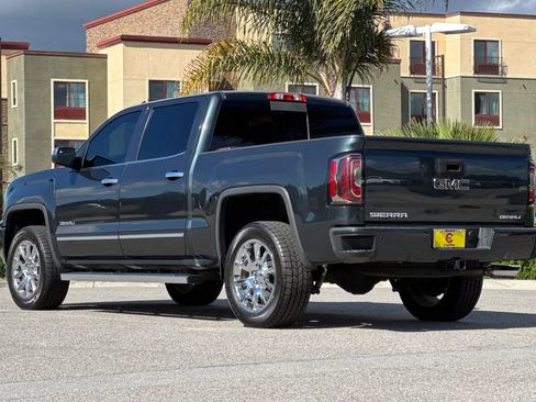 Used 2017 GMC Sierra 1500 Denali RWD image 5