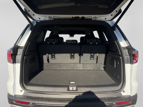 New 2026 GMC Acadia Elevation w/ Elevation Premium Package image 18