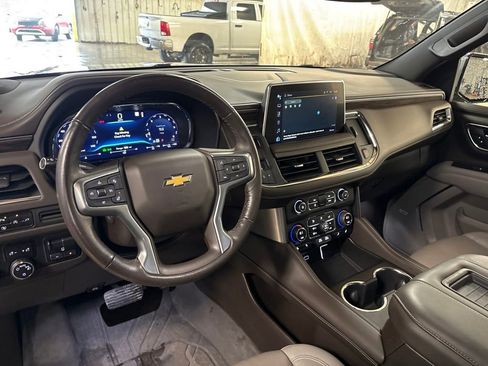Certified 2022 Chevrolet Tahoe LT w/ Luxury Package image 16