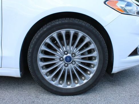 Used 2014 Ford Fusion Titanium FWD image 38