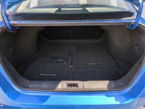 Used 2024 Nissan Sentra SV image 6