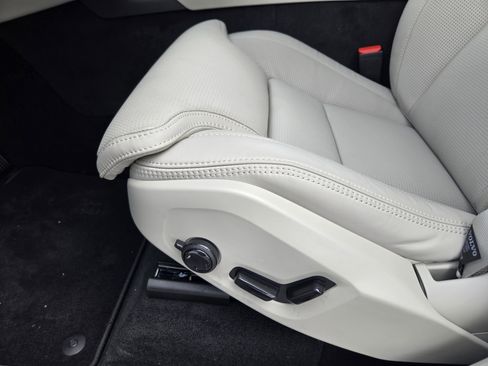 New 2026 Volvo XC90 B6 Ultra image 26