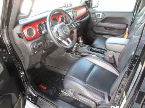 Used 2020 Jeep Gladiator Rubicon w/ Uconnect 4C Nav & Sound Group image 14