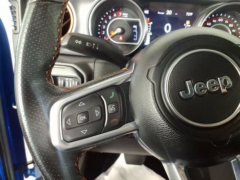 Used 2021 Jeep Gladiator Mojave w/ Trailer Tow Package AWD/4WD image 18