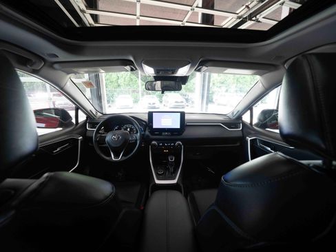 Certified 2023 Toyota RAV4 XLE Premium AWD/4WD image 20