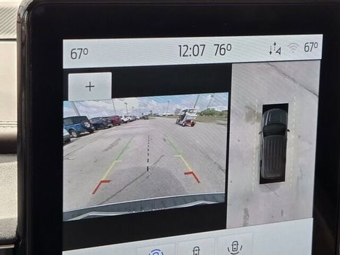 Used 2022 Ford Explorer King Ranch w/ Premium Technology Package image 21