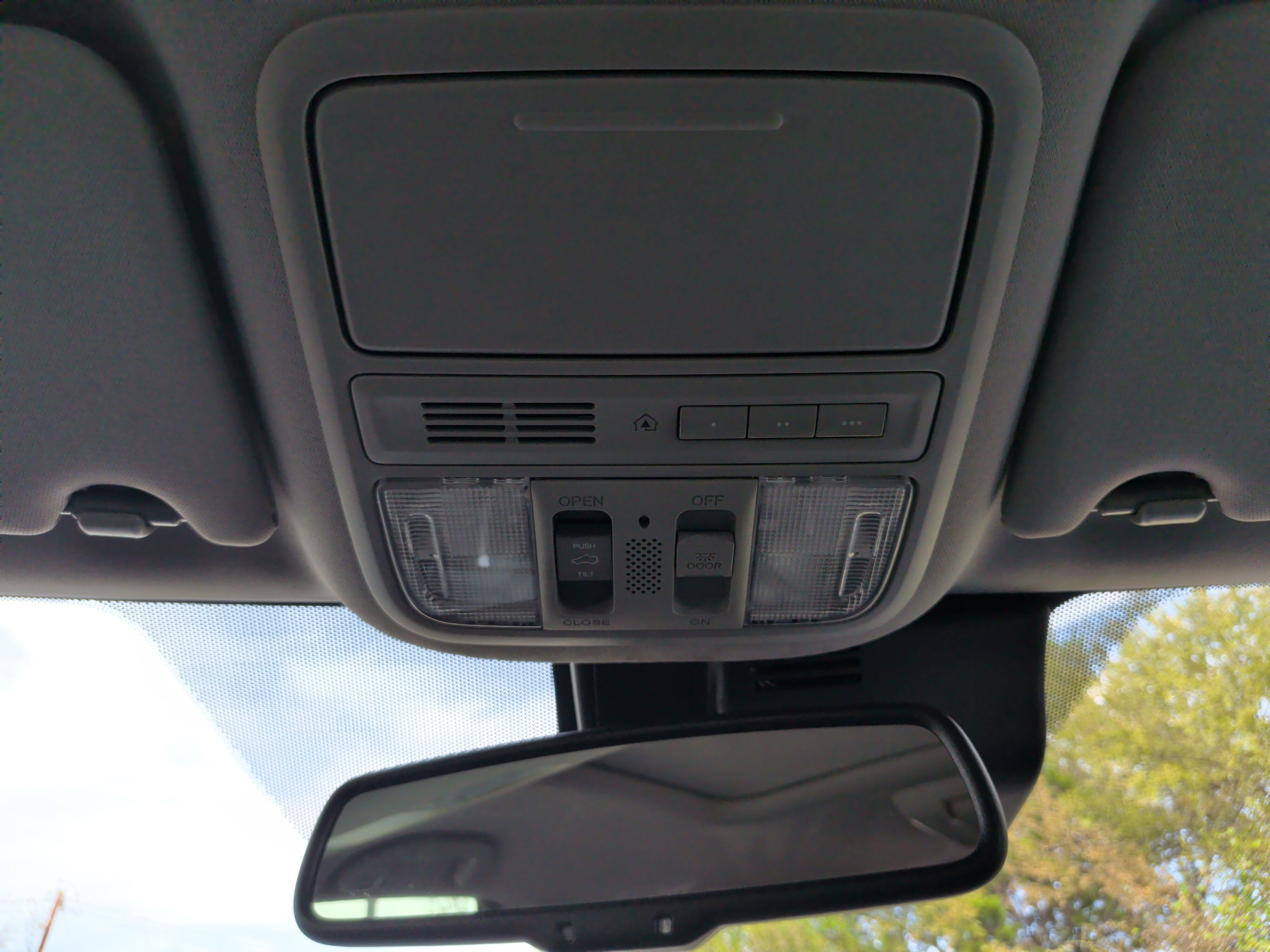 Used 2016 Honda Pilot Touring image 31